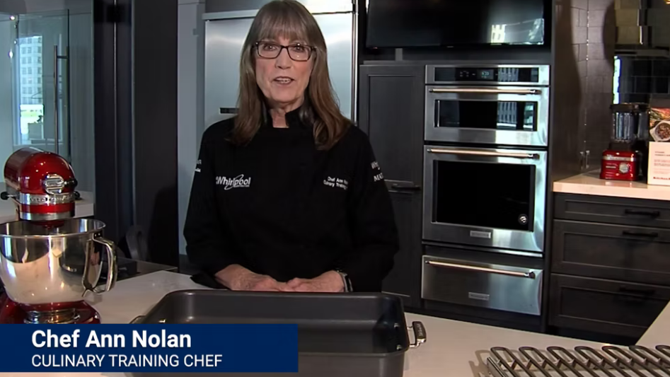 Join one of our Culinary Training Chef for a product walk through of the KODE900H — highlighting the Culinary Hub, How to register the appliance, and Connectivity with the KitchenAid™ App.