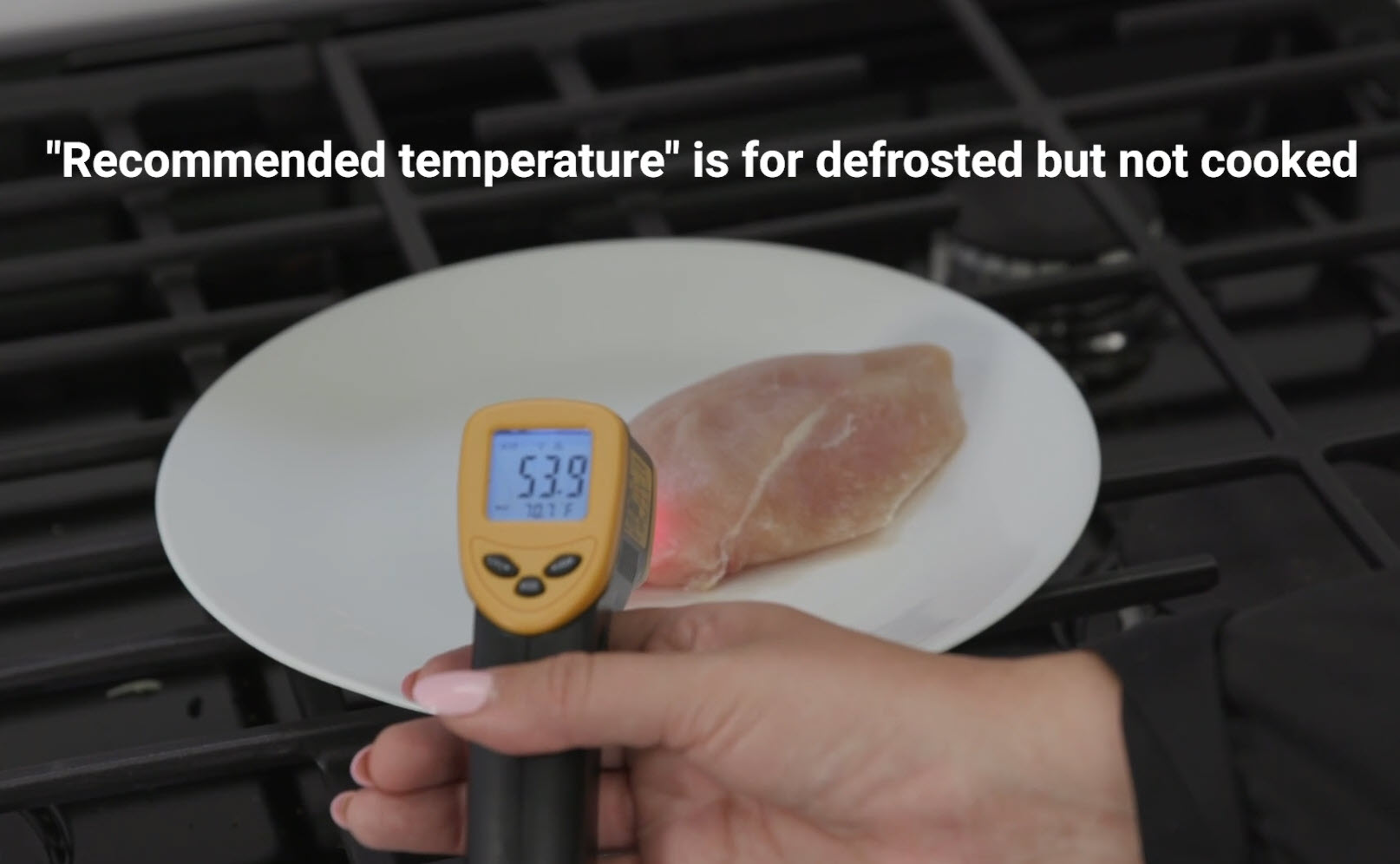Utilize this video to demo the Auto Defrost function on the KitchenAid & Whirlpool Flush Multifunction Microwave Oven in your stores